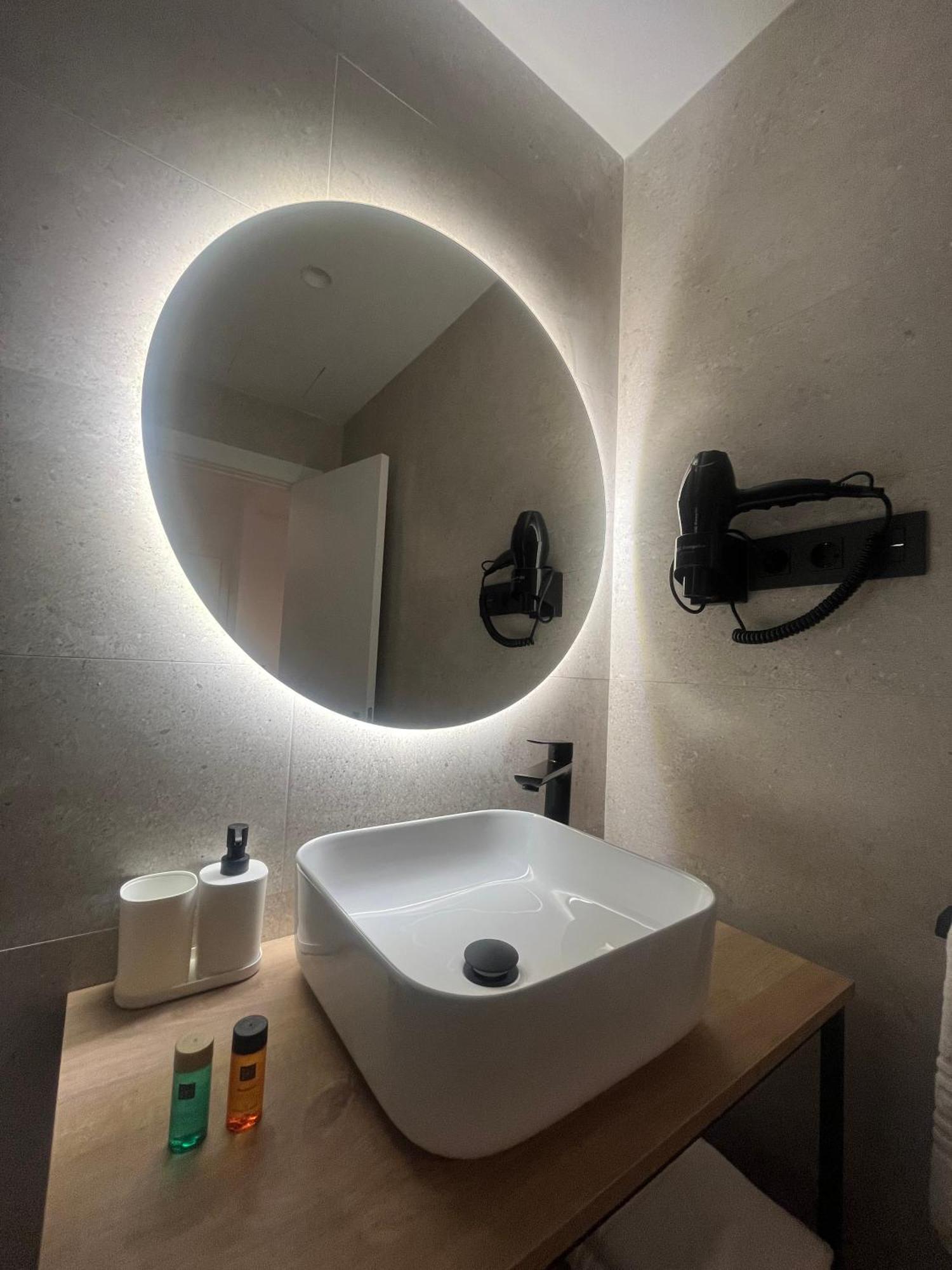 Arenal Suites Bilbao Eksteriør billede
